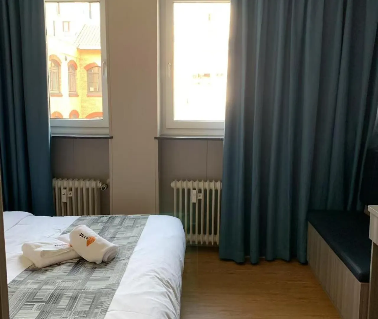 Mooncity Hotel & Boardinghouse Frankfurt nad Menem 0*,  Niemcy