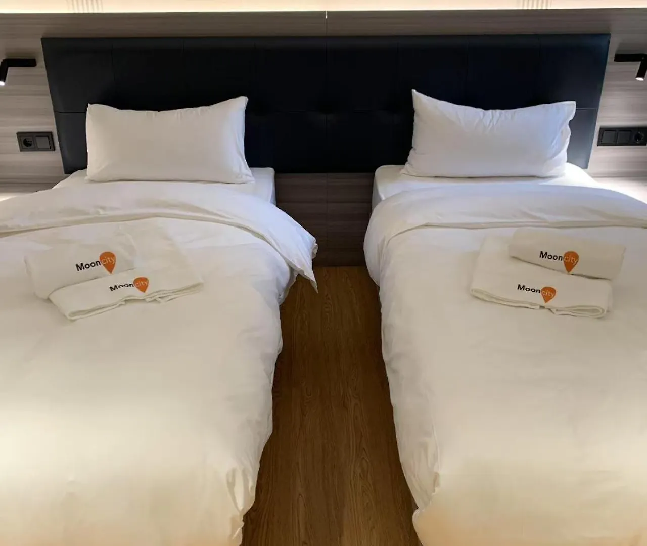 Mooncity Hotel & Boardinghouse Frankfurt am Main