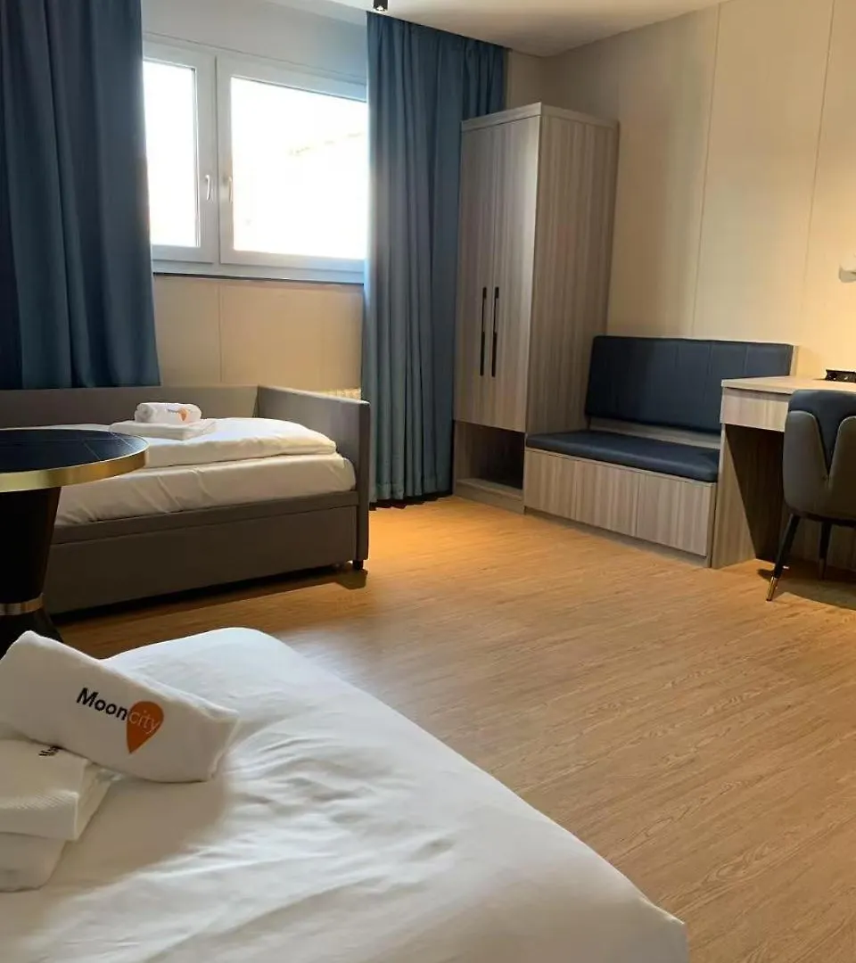 Mooncity Hotel & Boardinghouse Frankfurt am Main